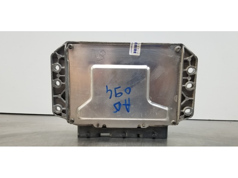 Recambio de centralita motor uce para renault scenic ii authentique referencia OEM IAM 8200611648 8200509516 