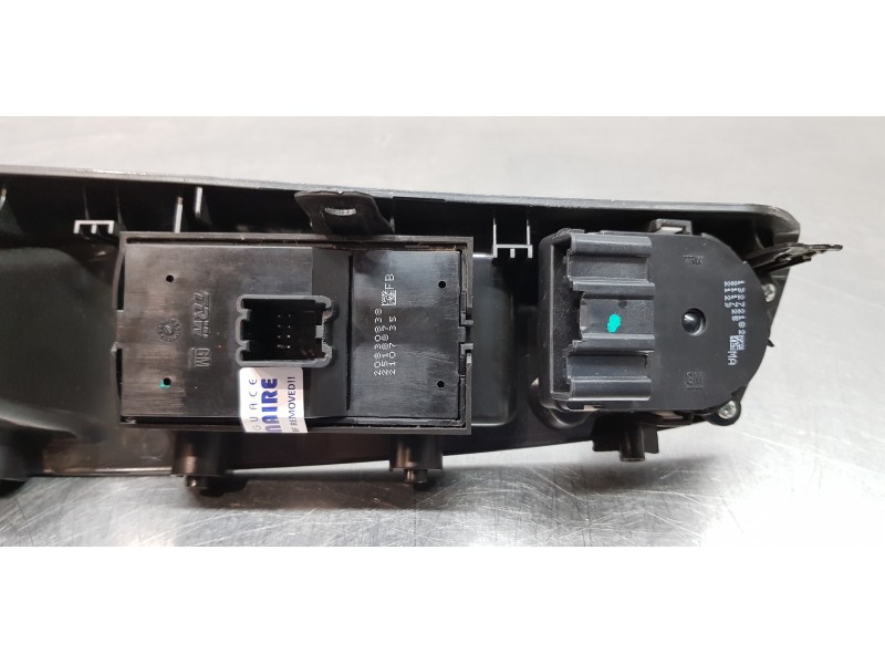 Recambio de mando elevalunas delantero izquierdo para chevrolet cruze lt referencia OEM IAM 13272182   Recambio de mando elevalunas delantero izquierdo para chevrolet cruze lt referencia OEM IAM 13272182