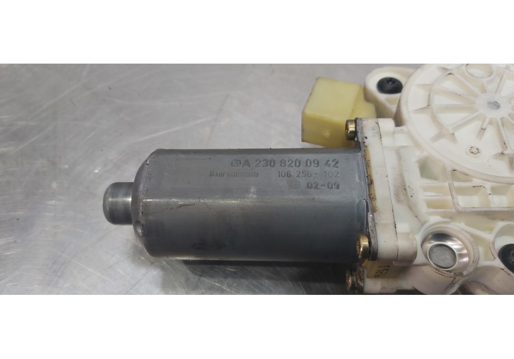 Recambio de elevalunas delantero derecho para mercedes clase clk (w209) coupe 270 cdi (209.316) referencia OEM IAM A2097200846   Recambio de elevalunas delantero derecho para mercedes clase clk (w209) coupe 270 cdi (209.316) referencia OEM IAM A2097200846