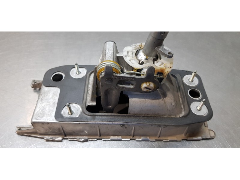 Recambio de palanca cambio para volkswagen caddy furgón/kombi furgón bmt referencia OEM IAM 1T0711049BD   Recambio de palanca cambio para volkswagen caddy furgón/kombi furgón bmt referencia OEM IAM 1T0711049BD