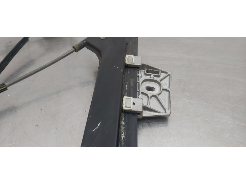 Recambio de elevalunas delantero izquierdo para mercedes clase clk (w209) coupe 270 cdi (209.316) referencia OEM IAM A2097200746 Recambio de elevalunas delantero izquierdo para mercedes clase clk (w209) coupe 270 cdi (209.316) referencia OEM IAM A2097200746