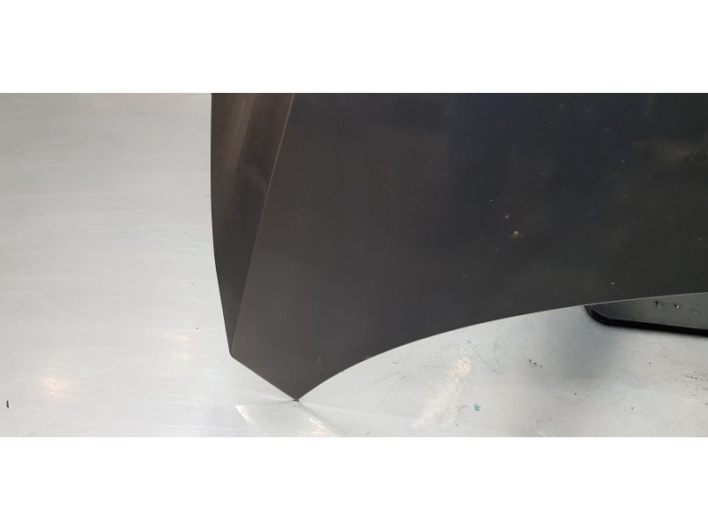 Recambio de capot para volkswagen passat lim. (362) referencia OEM IAM 561823031E  