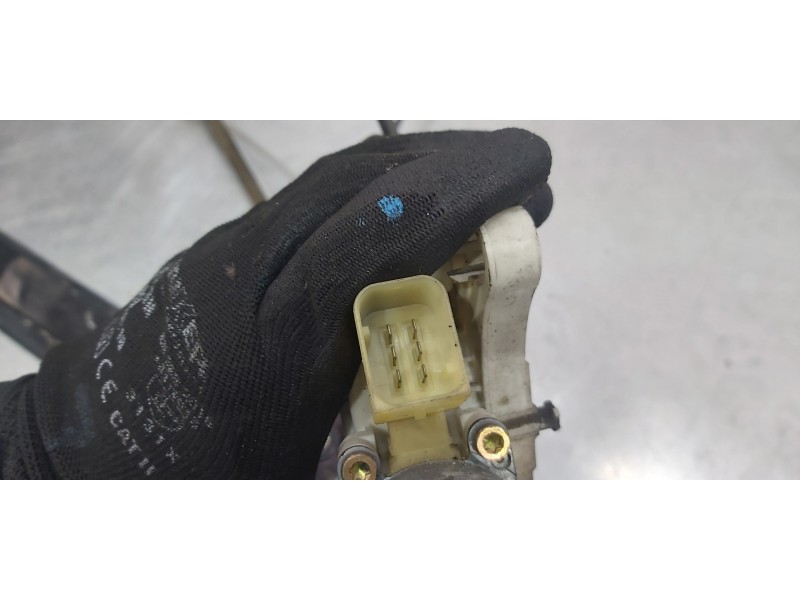 Recambio de elevalunas delantero izquierdo para mercedes clase clk (w209) coupe 270 cdi (209.316) referencia OEM IAM A2097200746 Recambio de elevalunas delantero izquierdo para mercedes clase clk (w209) coupe 270 cdi (209.316) referencia OEM IAM A2097200746