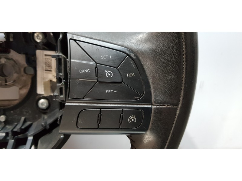 Recambio de volante para fiat 500 x (334) pop star referencia OEM IAM 7356249310  