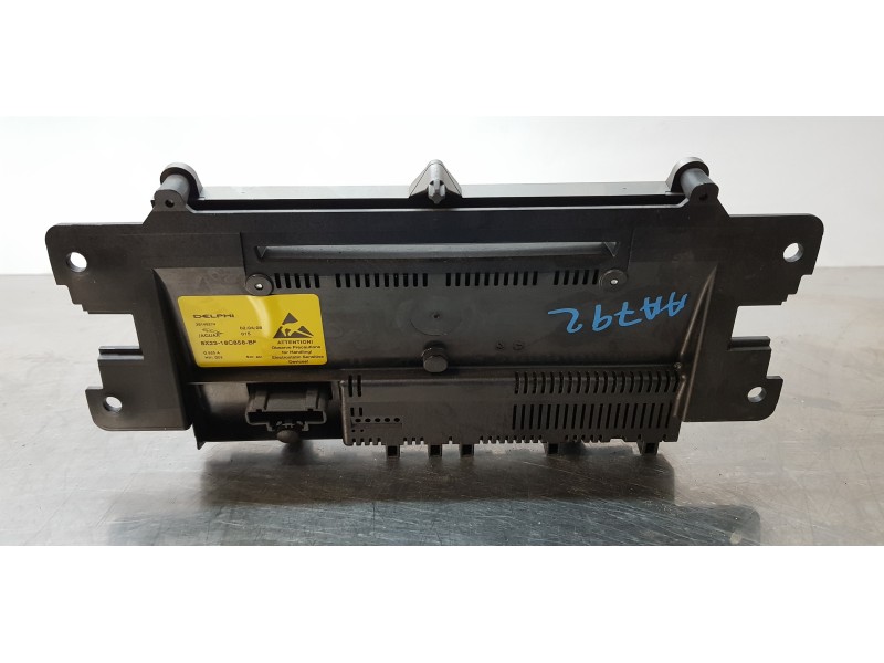 Recambio de mando climatizador para jaguar xf 2.7 v6 diesel luxury referencia OEM IAM 8X2318C858BF  