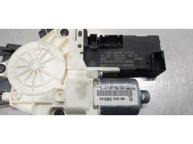 Recambio de elevalunas delantero derecho para peugeot 407 premium referencia OEM IAM 9222Q4  