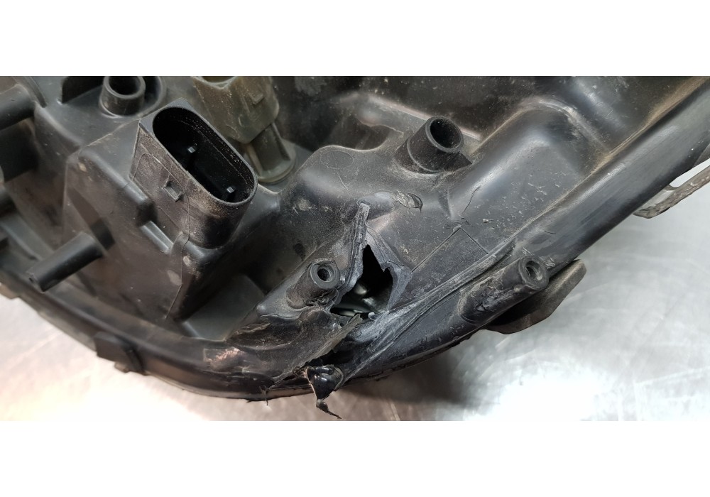 Recambio de faro derecho para mercedes clase m (w164) 280 / 300 cdi (164.120) referencia OEM IAM A1648204861  