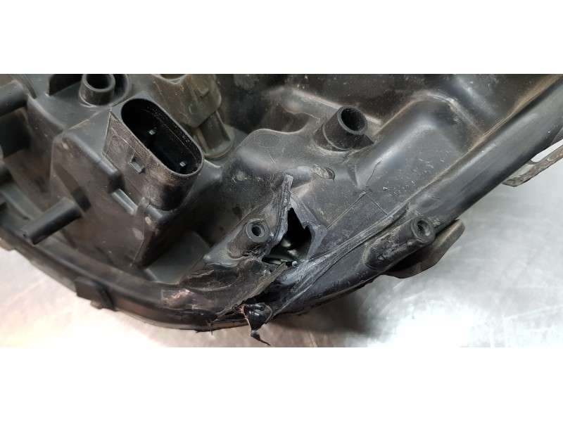 Recambio de faro derecho para mercedes clase m (w164) 280 / 300 cdi (164.120) referencia OEM IAM A1648204861  