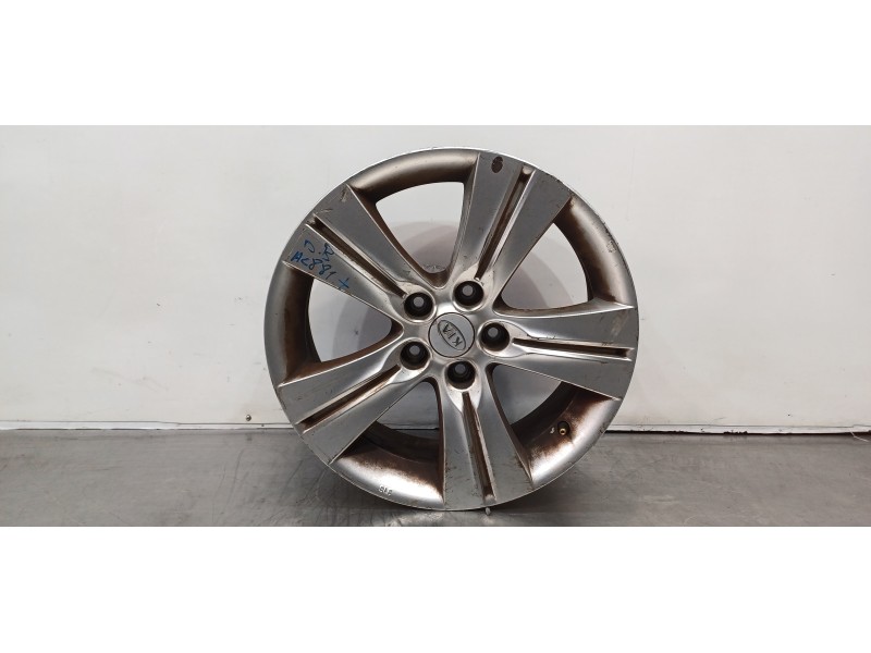 Recambio de llanta para kia sportage emotion 4x2 referencia OEM IAM 529103U200  
