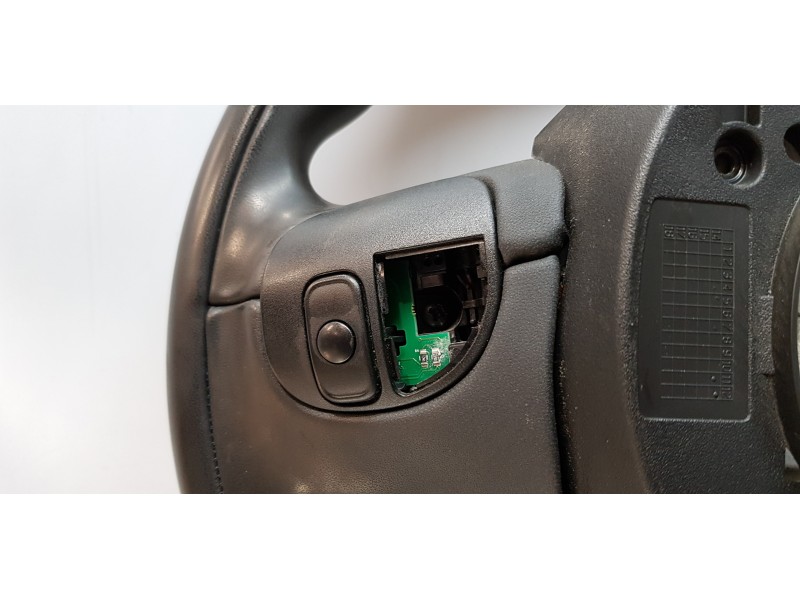 Recambio de volante para fiat 500 x (334) pop star referencia OEM IAM 7356249310  