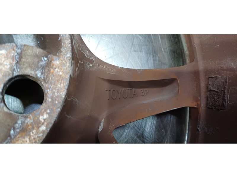 Recambio de llanta para toyota verso comfort referencia OEM IAM 426110F170   Recambio de llanta para toyota verso comfort referencia OEM IAM 426110F170