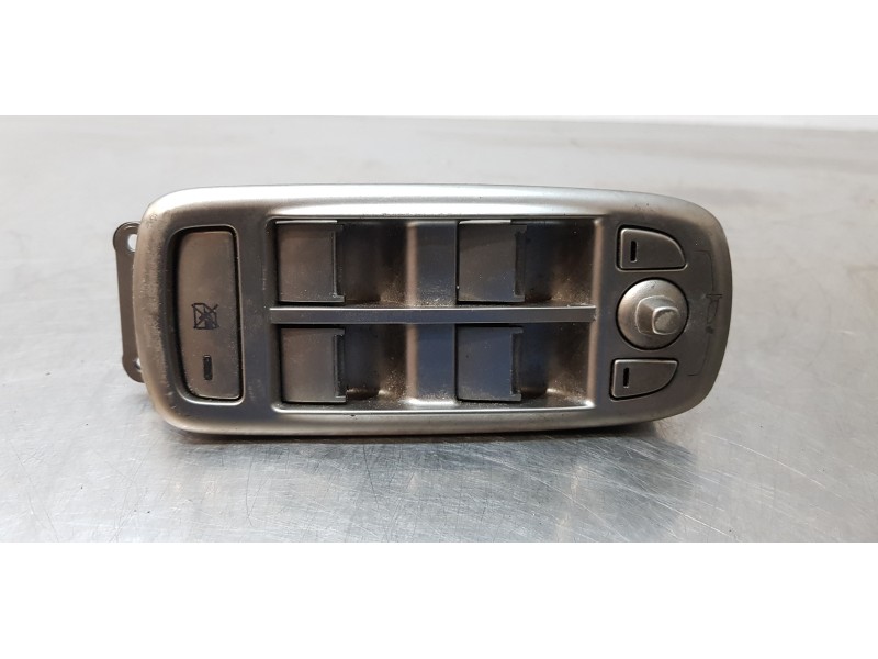 Recambio de mando elevalunas delantero izquierdo para jaguar xf 2.7 v6 diesel luxury referencia OEM IAM 8X2314540AD  