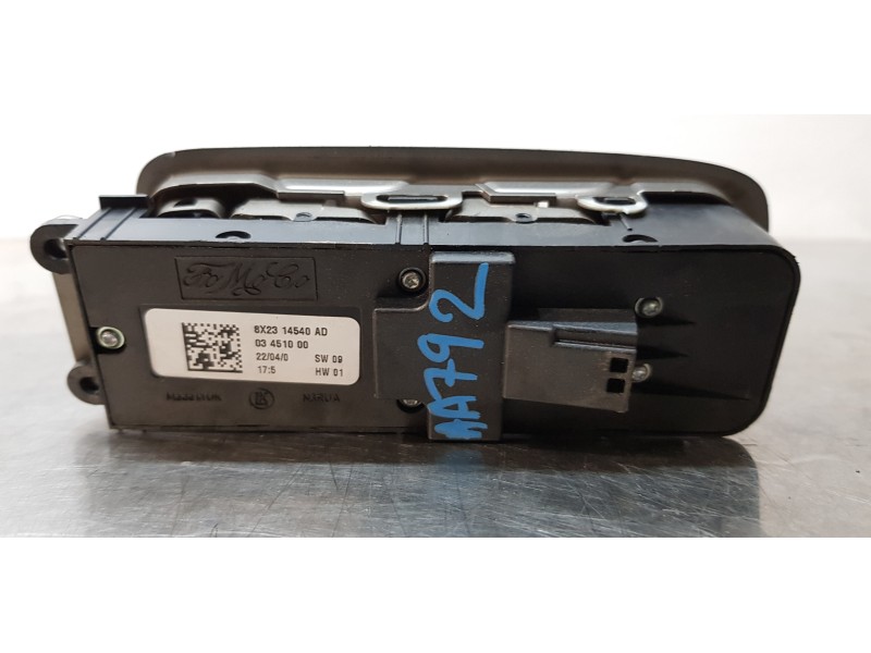 Recambio de mando elevalunas delantero izquierdo para jaguar xf 2.7 v6 diesel luxury referencia OEM IAM 8X2314540AD  