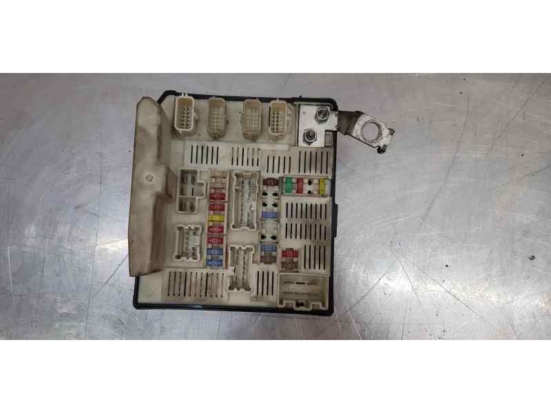 Recambio de caja reles / fusibles para renault scenic ii authentique referencia OEM IAM 8200481866   Recambio de caja reles / fusibles para renault scenic ii authentique referencia OEM IAM 8200481866