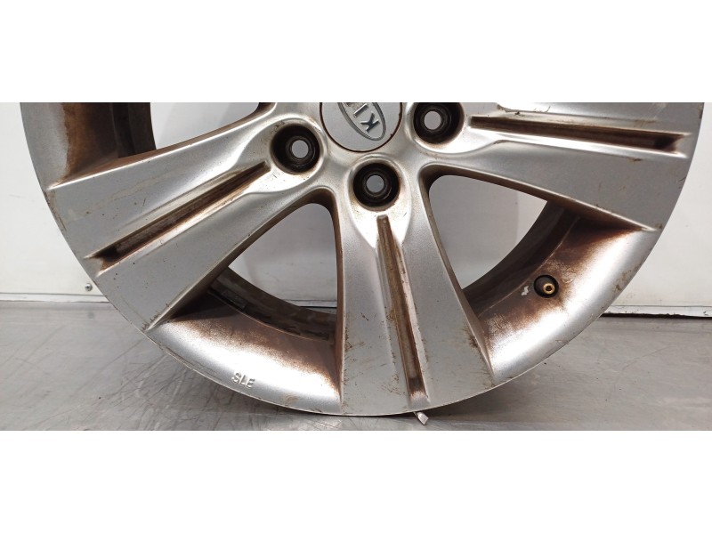 Recambio de llanta para kia sportage emotion 4x2 referencia OEM IAM 529103U200  