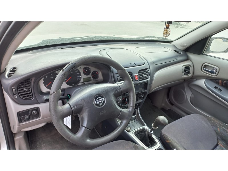 nissan almera (n16/e) del año 2000