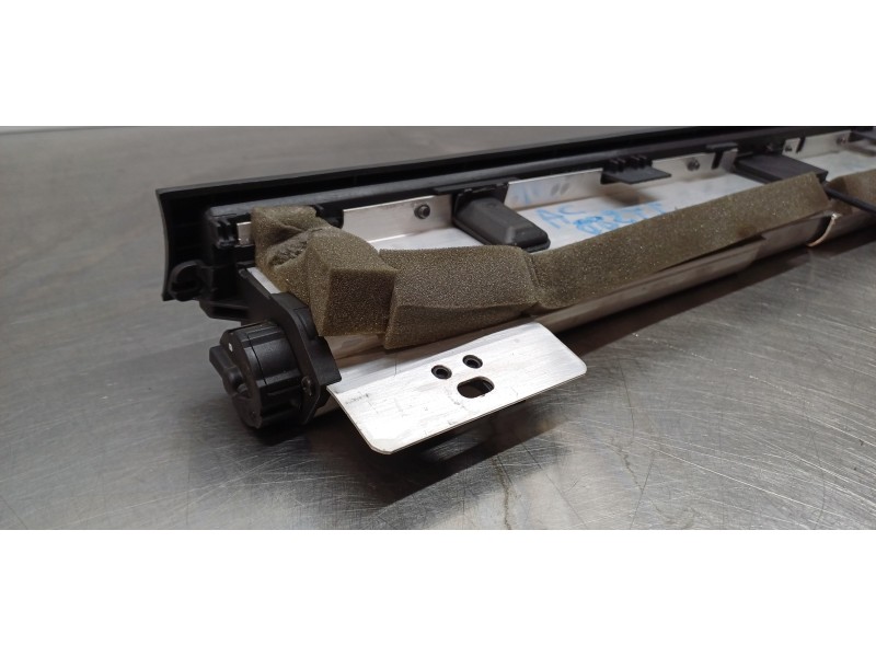 Recambio de moldura para audi a8 (4hc/4hl) 3.0 tdi clean diesel quattro referencia OEM IAM 4H0861333QBC  