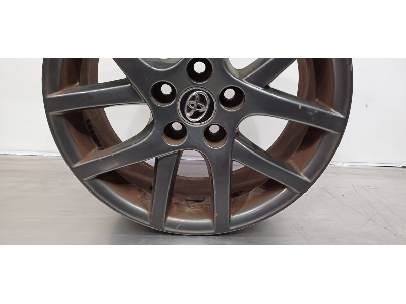 Recambio de llanta para toyota verso comfort referencia OEM IAM 426110F170   Recambio de llanta para toyota verso comfort referencia OEM IAM 426110F170