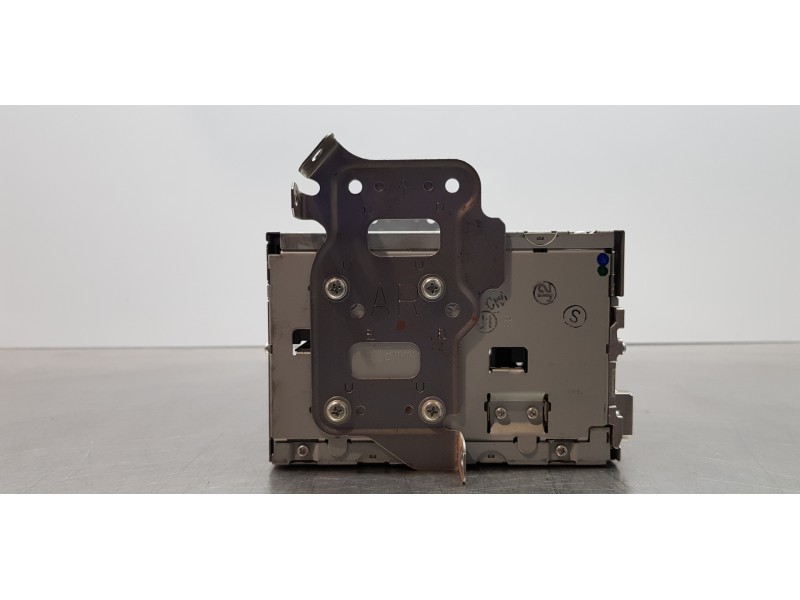 Recambio de sistema audio / radio cd para mitsubishi lancer berlina (cy0) instyle referencia OEM IAM 8701A278  