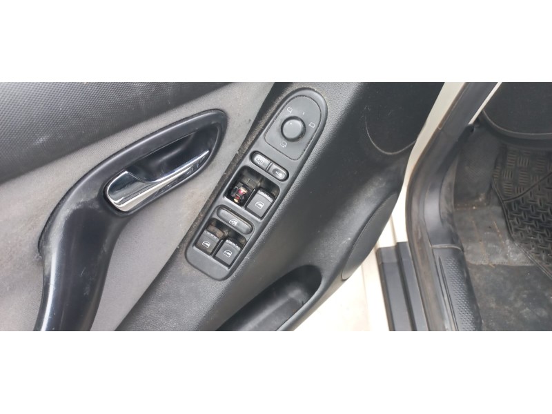 seat toledo (1m2) del año 2004 seat toledo (1m2) del año 2004