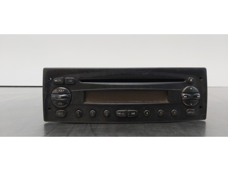 Recambio de sistema audio / radio cd para iveco daily pr einzelkabine 35 s... radstand 3000 referencia OEM IAM 5801398980   Recambio de sistema audio / radio cd para iveco daily pr einzelkabine 35 s... radstand 3000 referencia OEM IAM 5801398980