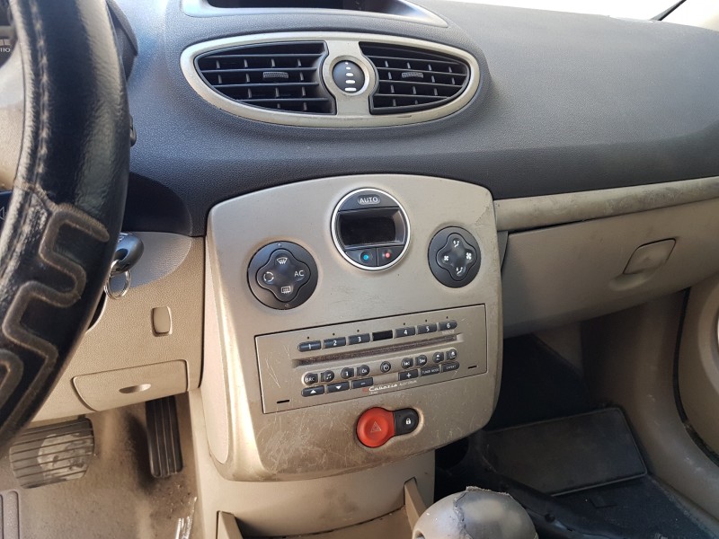 renault clio iii del año 2006 renault clio iii del año 2006