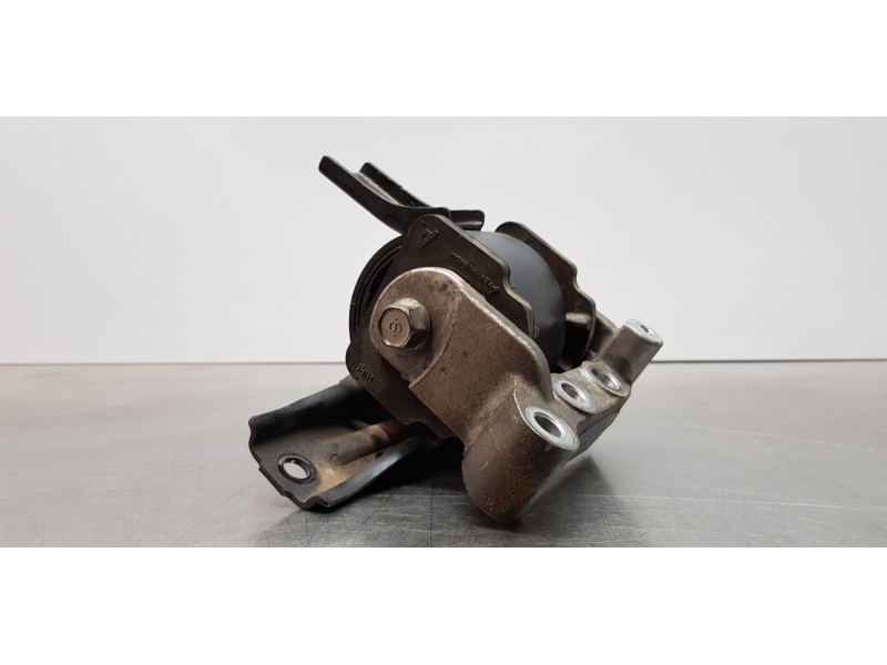 Recambio de soporte motor derecho para mitsubishi lancer berlina (cy0) instyle referencia OEM IAM MN101441  