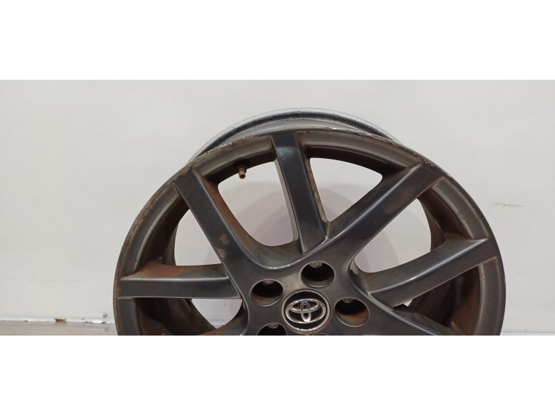 Recambio de llanta para toyota verso comfort referencia OEM IAM 426110F170   Recambio de llanta para toyota verso comfort referencia OEM IAM 426110F170