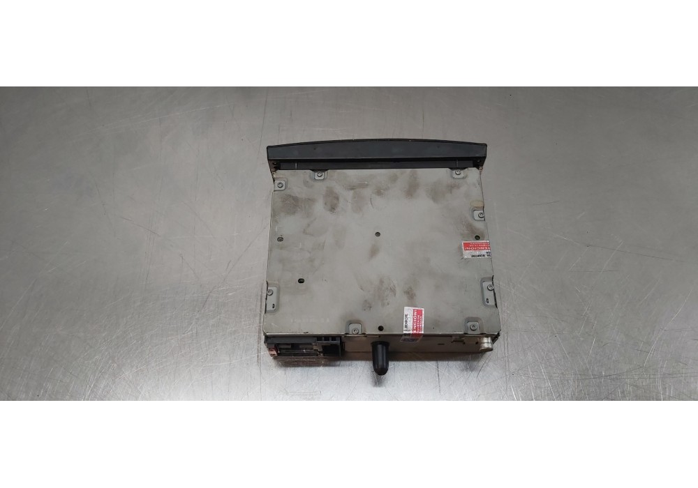 Recambio de sistema audio / radio cd para iveco daily pr einzelkabine 35 s... radstand 3000 referencia OEM IAM 5801398980   Recambio de sistema audio / radio cd para iveco daily pr einzelkabine 35 s... radstand 3000 referencia OEM IAM 5801398980