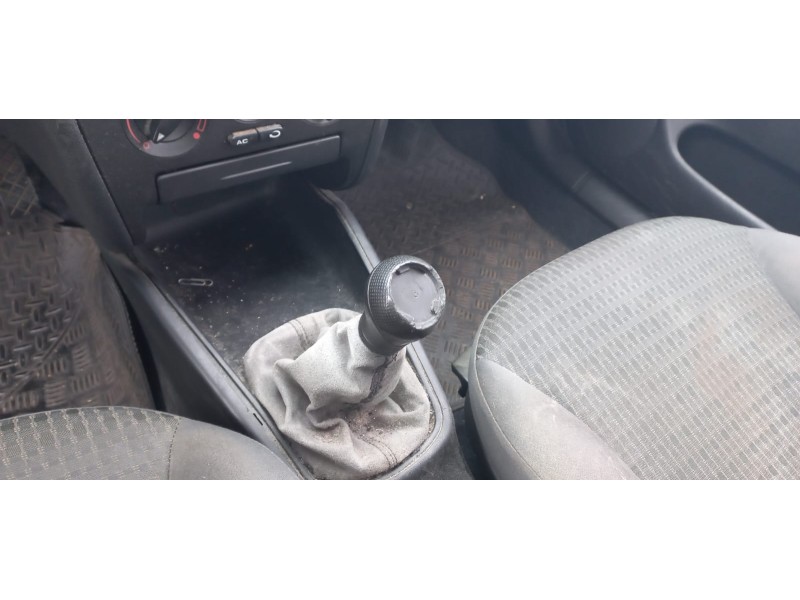 seat toledo (1m2) del año 2004 seat toledo (1m2) del año 2004