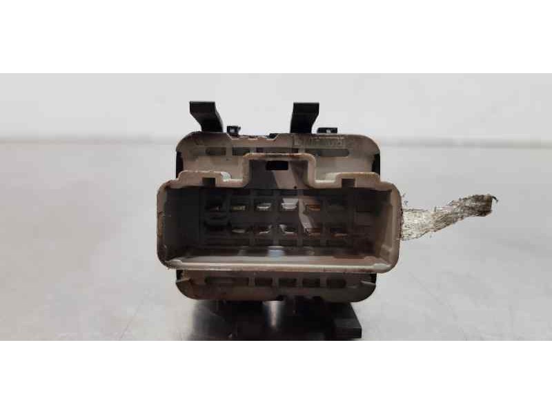 Recambio de mando elevalunas delantero izquierdo para renault scenic ii authentique referencia OEM IAM 8200315042   Recambio de mando elevalunas delantero izquierdo para renault scenic ii authentique referencia OEM IAM 8200315042