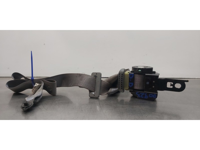 Recambio de cinturon seguridad delantero derecho para jeep gr. cherokee (wh) 3.0 crd laredo referencia OEM IAM 1CL64BD5AC  