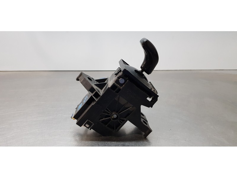 Recambio de palanca cambio para toyota auris touring sports (e18) hybrid active referencia OEM IAM 3355012J20   Recambio de palanca cambio para toyota auris touring sports (e18) hybrid active referencia OEM IAM 3355012J20