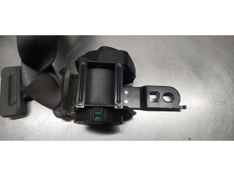 Recambio de cinturon seguridad delantero derecho para jeep gr. cherokee (wh) 3.0 crd laredo referencia OEM IAM 1CL64BD5AC  