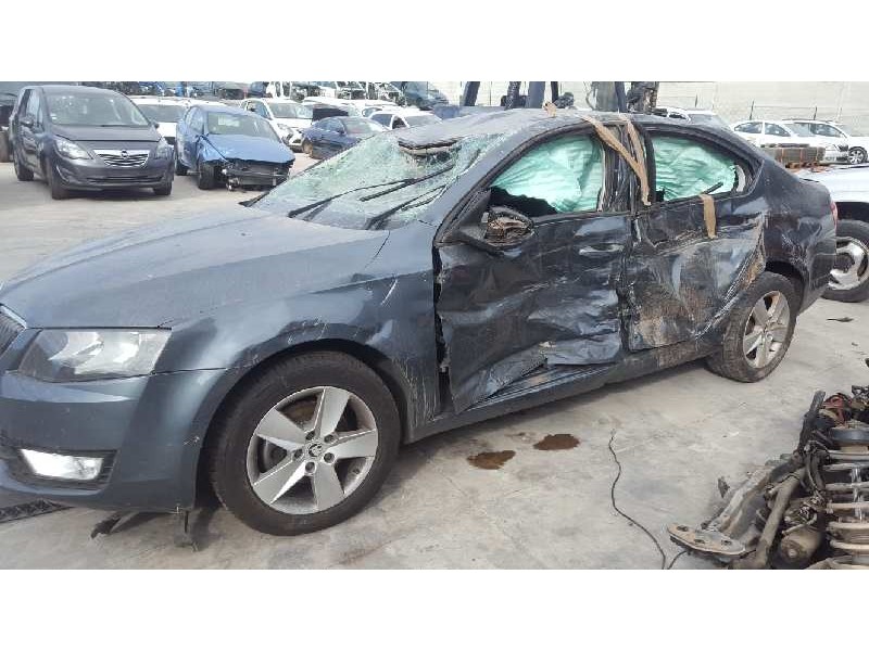 skoda octavia lim. (5e3) del año 2015