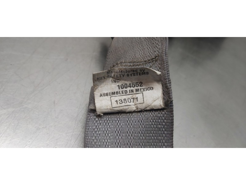 Recambio de cinturon seguridad delantero derecho para jeep gr. cherokee (wh) 3.0 crd laredo referencia OEM IAM 1CL64BD5AC  