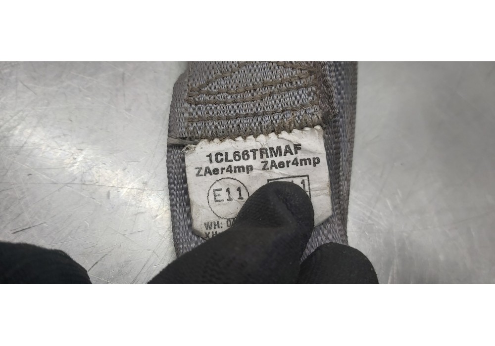 Recambio de cinturon seguridad delantero derecho para jeep gr. cherokee (wh) 3.0 crd laredo referencia OEM IAM 1CL64BD5AC  