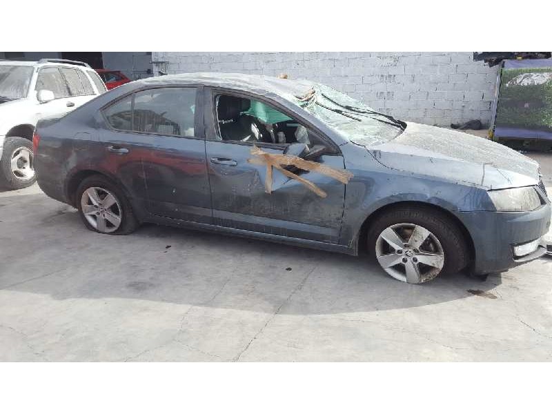 skoda octavia lim. (5e3) del año 2015