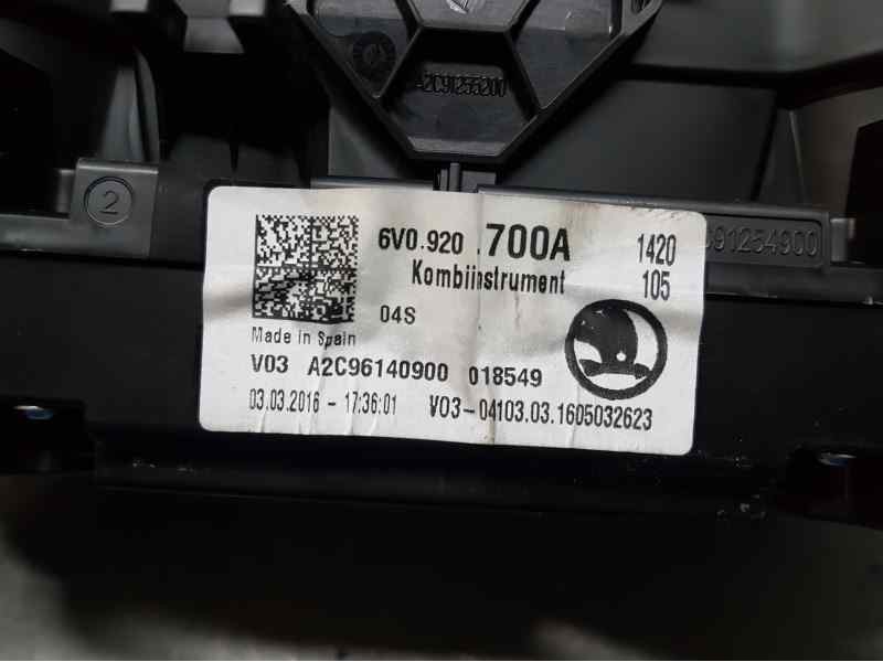 Recambio de cuadro instrumentos para skoda fabia active referencia OEM IAM 6V0920700A  