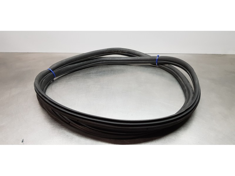 Recambio de gomas contorno puerta para peugeot 5008 access referencia OEM IAM 9676801080   Recambio de gomas contorno puerta para peugeot 5008 access referencia OEM IAM 9676801080