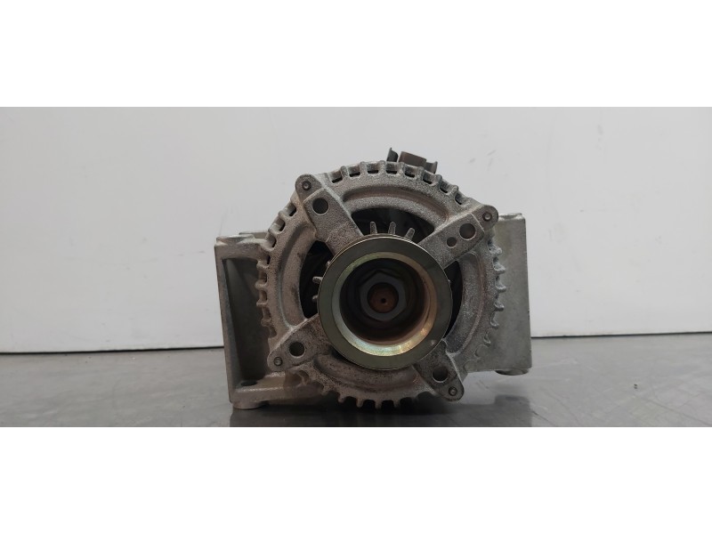 Recambio de alternador para opel astra k lim. 5türig business referencia OEM IAM 13587304  