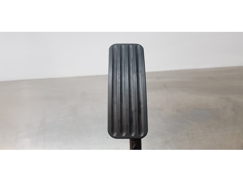 Recambio de pedal acelerador para jaguar xf 2.7 v6 diesel luxury referencia OEM IAM 8X239F832A  