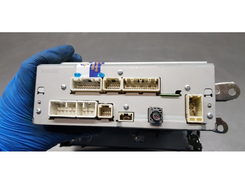 Recambio de pantalla multifuncion para toyota verso comfort referencia OEM IAM 861400F051  