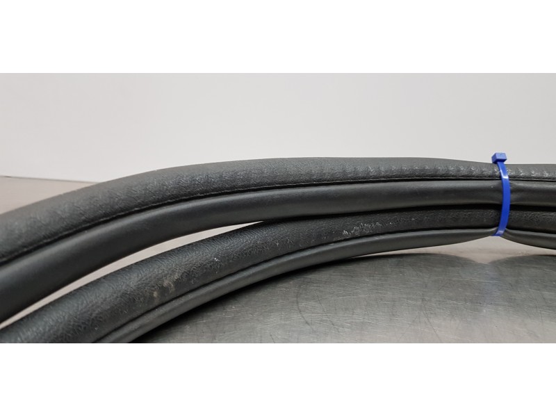 Recambio de gomas contorno puerta para peugeot 5008 access referencia OEM IAM 9676801080   Recambio de gomas contorno puerta para peugeot 5008 access referencia OEM IAM 9676801080