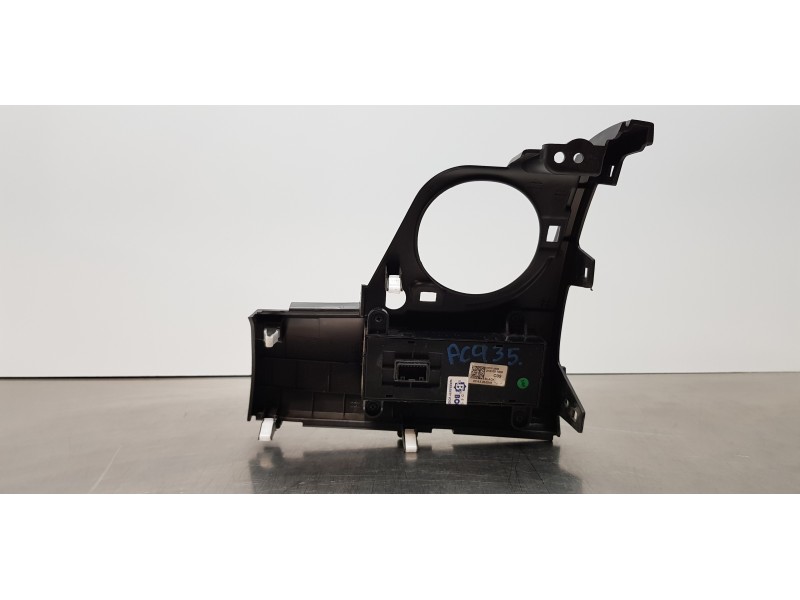 Recambio de mando multifuncion para hyundai kona klass 2wd referencia OEM IAM 93710J9080 93710J9080TRY 