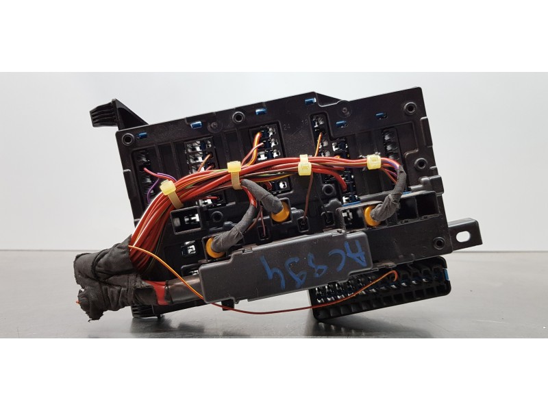 Recambio de caja reles / fusibles para mini mini 5-trg. (f55) one referencia OEM IAM 61149270355 9270355 