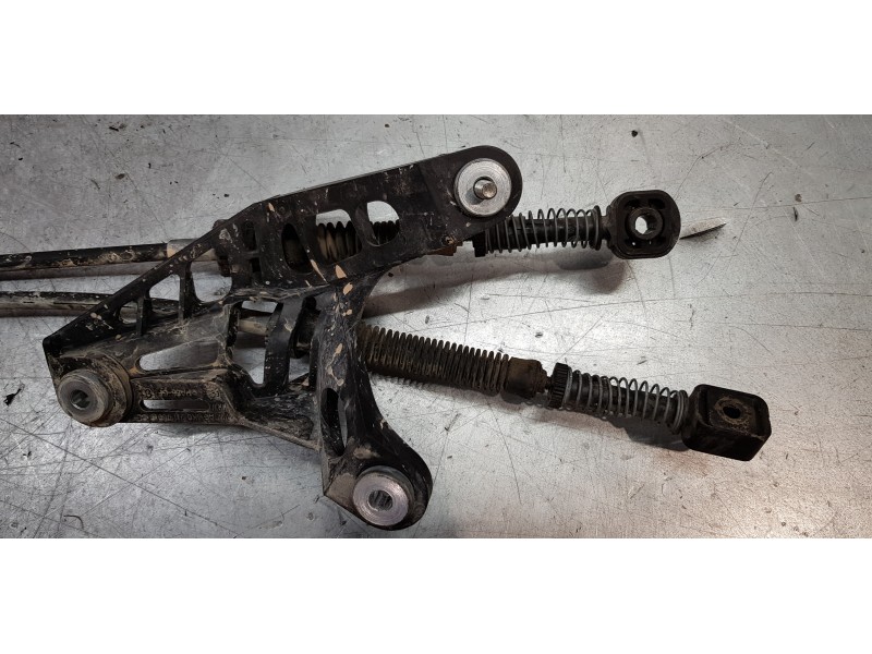 Recambio de varillaje cambio para volkswagen caddy furgón/kombi furgón bmt referencia OEM IAM 1T0711266P   Recambio de varillaje cambio para volkswagen caddy furgón/kombi furgón bmt referencia OEM IAM 1T0711266P