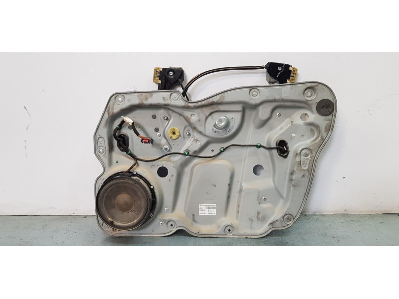 Recambio de elevalunas delantero derecho para volkswagen caddy ka/kb (2k) kombi referencia OEM IAM 2K1837752BJ  
