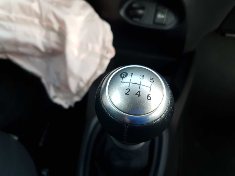 toyota yaris del año 2014