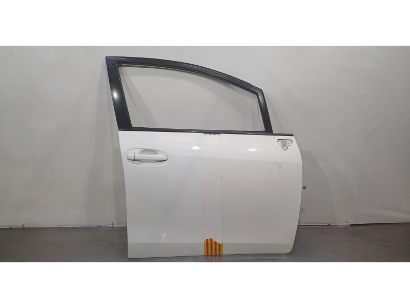Recambio de puerta delantera derecha para toyota verso comfort referencia OEM IAM 670010F020   Recambio de puerta delantera derecha para toyota verso comfort referencia OEM IAM 670010F020